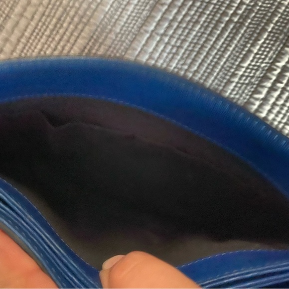 Daniela Fargion Genuine Leather Blue Handbag, Made in Italy - Picture 12 of 12